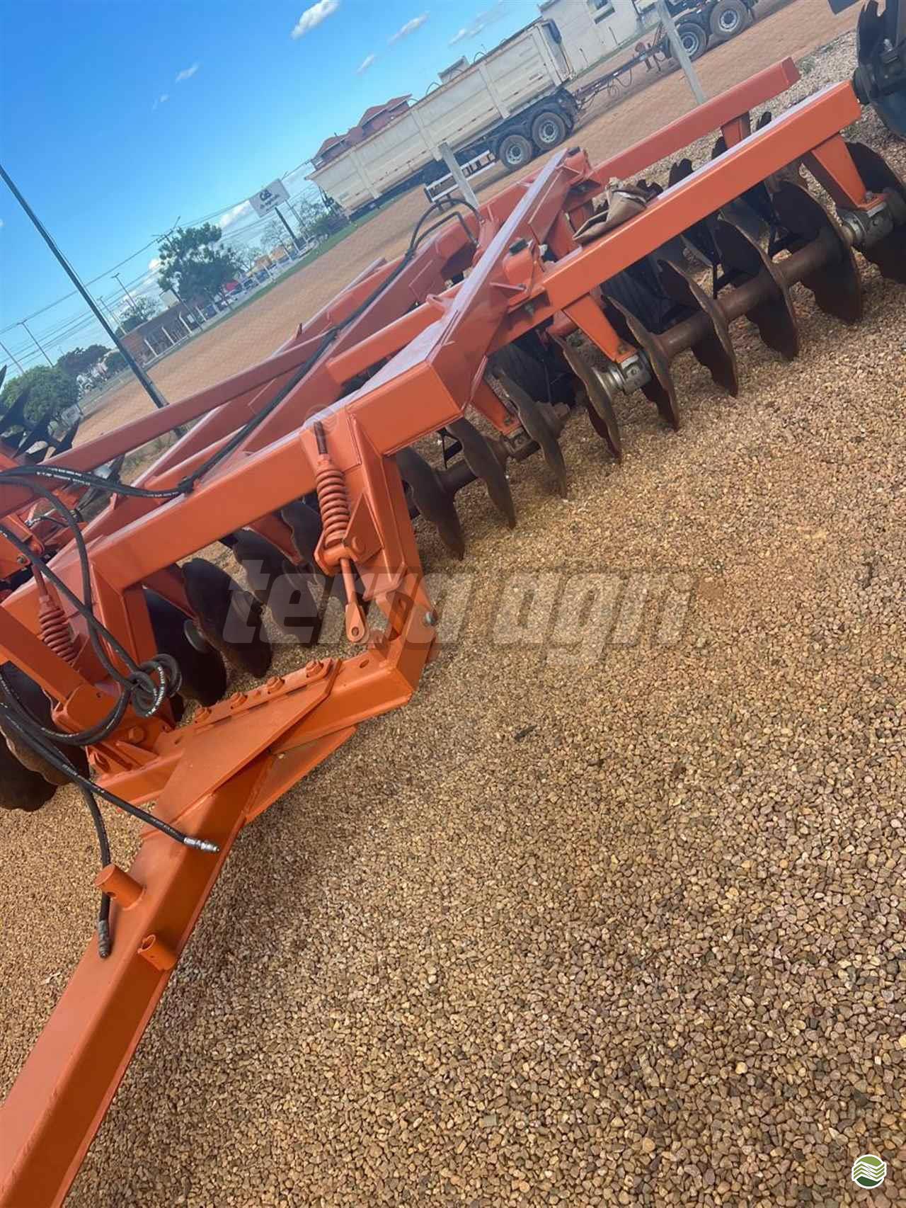 IMPLEMENTOS AGRICOLAS GRADE ARADORA ARADORA 36 DISCOS Terra Agri  CAMPO VERDE MATO GROSSO MT